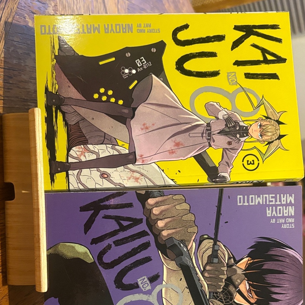 Kaiju no.8 vol. 1-14, kaiju no.8: B-side vol. 1-2 and kaiju no.8 relax vol. 1 - Picture 5 of 10